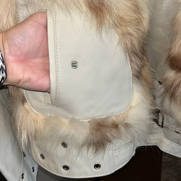 GORGEOUS Ivory genuine leather moto jacket coat fur trim studded sharif size L - Picture 15 of 17